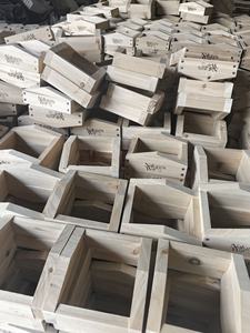 Maison Hornet - Product Image 3