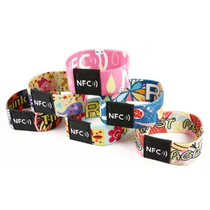 Kunden spezifisches RIFD NFC elastisches gesticktes Armband-Armband mit QR-Code