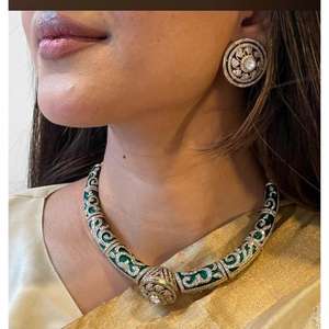 Kundan Minakari Hasli Kanthi gargantilla collar conjunto con tachuelas Rajsathani Rajwada Haar collar de boda indio - Product Image 2