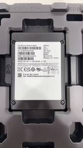 Disque dur serveur MZ-QL21T90 PM9A3 1,92 To PCI-E Gen4 SSD Pcie 4.0 X4 U.2 Disque SSD interne - Product Image 5