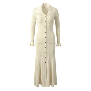 Großhandel Damenkleidung Mode Knopfleisten-Strickkleid Französisch Elegant Hochgeschnittenes Strickkleid mit Langen Ärmeln - Product Image 3