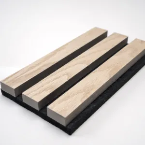 आंतरिक सजावट के लिए प्राकृतिक लिबास लकड़ी स्लैट ध्वनिक दीवार पैनल ध्वनिरोधी लकड़ी स्लैट एक्यूपैनल