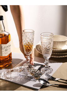 Flûte à vin rouge à l'ancienne vintage européenne Offre Spéciale pour verres à <span class=keywords><strong>champagne</strong></span> en gros gobelet à vin transparent pour bar à domicile - Product Image 4