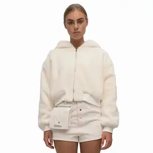 Nueva ropa de mujer Ocio urbano Moda Versátil Abrigo de pelo de conejo Invierno Abrigo corto simple con capucha