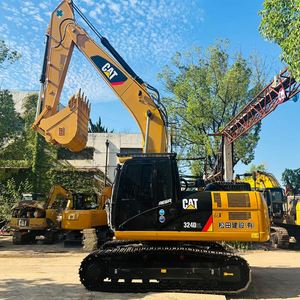 Excavatrice hydraulique sur chenilles Caterpillar CAT324D d'occasion, modèle 2024, 20000 kg, excellent état, avec moteur - Product Image 1