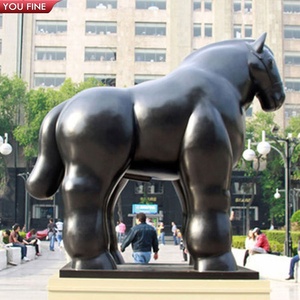 YOUFINE Statua di Cavallo Grasso in Bronzo di Fernando Botero, Decorazione per Esterni di Alta Qualità - Product Image 2