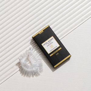 Ensemble d'articles de toilette jetables de luxe modernes pour hôtels et maison comprenant des brosses à dents peignes rasoirs-commande minimum 100 pièces - Product Image 4