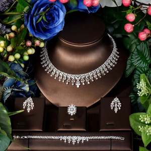 Ensemble de bijoux de mariage de mariée de luxe zircon cubique blanc 4 pièces collier boucle d'oreille pour les femmes accessoires de soirée S-332 - Product Image 2