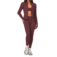 Nouvel ensemble de fitness 2026 : Veste de sport ajustée, tendance, séchage rapide, en Spandex/Nylon, tenue de yoga trois pièces pour l'extérieur