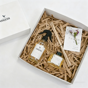 Regalo de fragancia <span class=keywords><strong>para</strong></span> el hogar vacío OEM ODM <span class=keywords><strong>para</strong></span> mujer y contenedor de decoración del hogar difusor de caña personalizado y juego de regalo de vela perfumada en vidrio - Product Image 3
