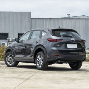 Vente flash 2021 <span class=keywords><strong>Mazda</strong></span> <span class=keywords><strong>CX</strong></span>-<span class=keywords><strong>5</strong></span> FWD Cuir foncé R17 SUV compact d'occasion Voiture de haute qualité Performances élégantes Design élégant Toit ouvrant panoramique - Product Image 5