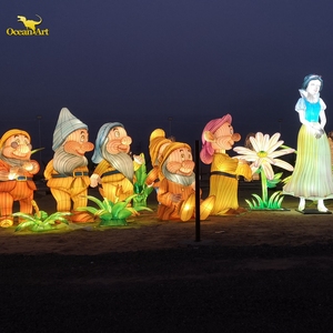 โคมไฟผ้าไหมกันน้ำพร้อมไฟ LED ตกแต่งเทศกาลคริสต์มาส - Product Image 1