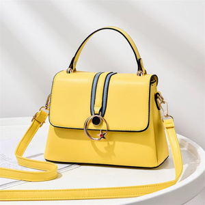 sacs de messager de couleur unie à la mode conception de <span class=keywords><strong>triangle</strong></span> sacs à bandoulière de style de luxe bonne texture sacs à main - Product Image 4