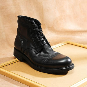 รองเท้าบูทหุ้มข้อผู้ชายสไตล์เรโทรคลาสสิกแฟชั่นปี 2025 กันน้ำ สำหรับฤดูใบไม้ร่วง ฤดูหนาว เดินป่า กิจกรรมกลางแจ้ง ทำงานลำลอง - Product Image 1