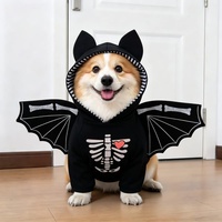 Accessoires d'Halloween pour animaux de compagnie : Costume de chauve-souris, chapeau en forme de pattes de dinde, chapeau de chauve-souris citrouille, tenue de squelette avec bras articulés pour chien et chat