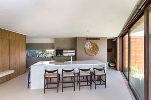 Sgabello da Bar in <span class=keywords><strong>Legno</strong></span> MORE DESIGN con Cuscino Bianco e Braccioli, per Caffetteria, Ristorante, <span class=keywords><strong>Cucina</strong></span>, Bancone - Product Image 3