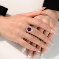 Bague de fiançailles ovale en argent sterling 925 pour femme avec halo de rubis de laboratoire et zircone cubique