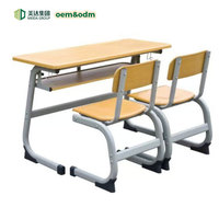 Meubles scolaires en fer robustes en gros, table en bois au design minimaliste pour bureaux doubles et chaises pour la formation des étudiants