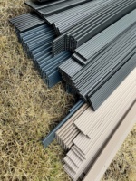 Lames de Clôture Décoratives en PVC pour Extérieur, Écran Rigide 3D en PVC pour Jardin, Panneaux d'Occultation pour Grillages Soudés