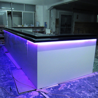 Set Completo di Banconi Bar su Misura per Uso Commerciale, Design a U Resistente per Ristoranti