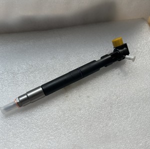 Diesel Engine Parts High Quality Diesel Common Rail Injector 33800-4A710 28229873 for Hyundai Kia 2.5L CRDi Engine - Product Image 3