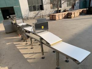 Machine automatique neuve pour la fabrication de perles de tapioca et de boules de taro, idéale pour la confection de gâteaux au lait, de pains, de pâtisseries et de snacks. - Product Image 3