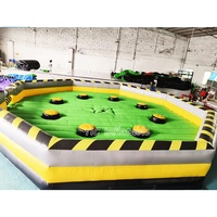 Jeu d'obstacles gonflables rotatifs avec balayeuse mécanique, défi interactif amusant pour adultes et enfants