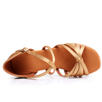 Chaussures de danse en satin pour femmes pour salle de bal Latin & Salsa Enfant & Fille dans le ton de la peau pour danseurs et interprètes