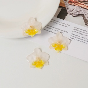 Collana con ciondolo a forma di fiore di orchidea essiccato e orecchini in resina epossidica naturale a forma di farfalla orchidea per decorazioni di gioielli - Product Image 6