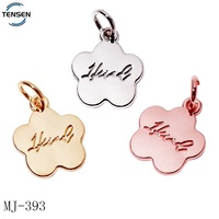 Porte-clés en métal personnalisés mignons unisexes en forme de rectangle avec inscription en émail, pendentifs pour bracelet