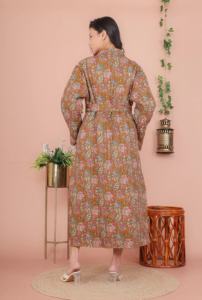 Bata de Baño Acolchada de Algodón Acogedora para Mujer con Mangas Largas, Tela Estampada, Estilo Kimono Reversible con Cinturón - Product Image 2