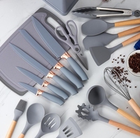 Nouvel Ensemble de 19 Ustensiles et Outils de Cuisine en Silicone avec Poignées en Bois et Range-Couteaux Intégré