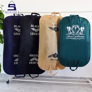 Housse de vêtement de luxe en non-tissé bleu marine avec logo imprimé, sacs de costume personnalisés pour hommes - Product Image 6