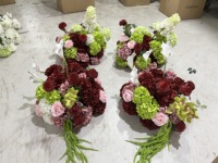Boule de fleurs artificielle haut de gamme PPS, verte, blanche et bordeaux, pour mariage, décoration de centre de table pour événements