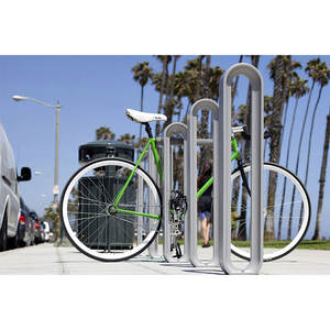 Support de <span class=keywords><strong>vélo</strong></span> moderne d'extérieur, support de <span class=keywords><strong>vélo</strong></span> vertical en métal pour la rue, support de stationnement pour <span class=keywords><strong>vélo</strong></span> en acier <span class=keywords><strong>à</strong></span> l'extérieur, support de stationnement pour <span class=keywords><strong>vélo</strong></span> en bord de route avec serrure - Product Image 1