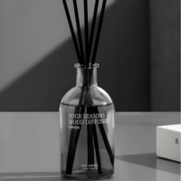 Bouteille diffuseur roseau en verre vide ronde personnalisée de luxe 100ml 200ml 500ml bouteille d'arôme noir transparent 100ml avec bâton