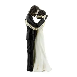 Day Of The Kiss Pemandangan Pernikahan Kerangka Pengantin Pasangan Dekorasi Patung Kecil untuk Dekorasi Rumah