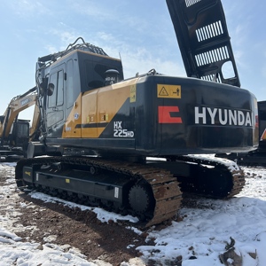 Excavatrices sur chenilles hydrauliques d'occasion Hyundai HX225HD de 22,5 tonnes, modèles HX225 et 225HD, d'occasion, avec godets - Product Image 2