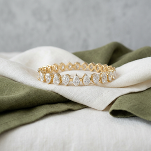 Bracelet tennis plaqué or avec moissanite en forme de goutte et pierres taille poire, luxueux, brillant, pour soirée, style hip-hop, accessoire unisexe - Product Image 1