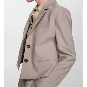 लैपल कॉलर महिला कार्यालय सूट ठोस बुना हुआ एकल बटन नियमित लंबाई ब्लेज़र कंधे की लंबी आस्तीन के सूट ब्लेज़र - Product Image 2