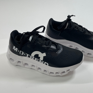 Chaussures de sport pour hommes de haute qualité, nouveau design, tendance outdoor, confortables, respirantes, à lacets, pour la course à pied - Product Image 1