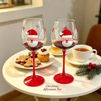 Verre à vin de Noël personnalisé, motif Père Noël ailé dessiné à la main, design mignon, longue tige, grande capacité, couleur bordeaux, pour usage polyvalent