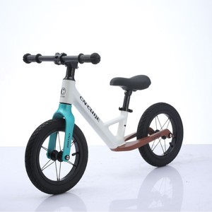 Nouveau modèle 2026 – Vélo d'équilibre 12 pouces pour enfants de huit ans avec pédales en alliage de magnésium – Jouet à pousser au sol - Product Image 2