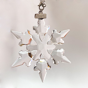 Shining Crystal Christmas Tree Ornament Christmas Snowflake Hanging <b>Car</b> Pendant Decoration - Product Image 4