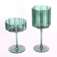 Verre à Martini en forme de pétale de fleur côtelé en gros gobelets de Champagne uniques vintage pour bar de mariage