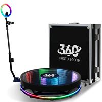 Photomaton 360° avec plateforme rotative, éclairage RGB, compatible caméra, construction métallique, installation facile pour les mariages