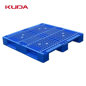 KUDA 1212G-WGCZ プラスチックパレット 高耐久エッジ 3脚 スチール補強プラスチック製スタッキングパレット 収納用 1200x1200x150mm - Product Image 2