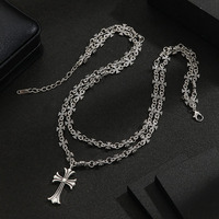 Collier croix vintage en acier inoxydable à 2 couches, chaîne à maillons fleuris argentée vieillie, pendentif gothique unisexe, style punk tendance