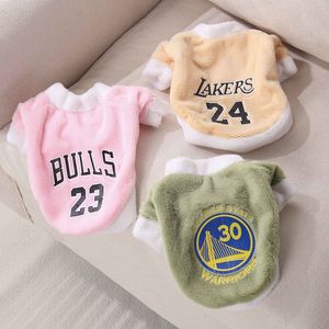 Chaleco con capucha de lana para mascotas, ropa cálida con estampado de letras para perros y gatos, estilo deportivo para otoño e invierno, rosa, amarillo, marrón, verde - Product Image 2