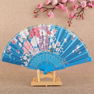 Abanico de mano clásico español de 23 cm para damas, delicado con encaje de pavo real y dorado, decoración de bambú tallado ecológico, perfecto para bodas. - Product Image 6